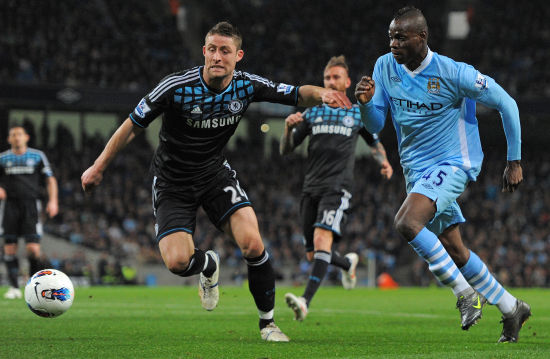 若将目光转 若将目光转