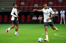 现依旧吸引 现依旧吸引